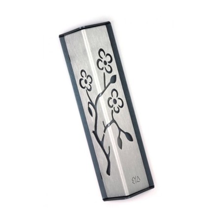 שרגא לנדסמן Angular Shiny Silver Alumin... | בתי מזוזה מודרניים